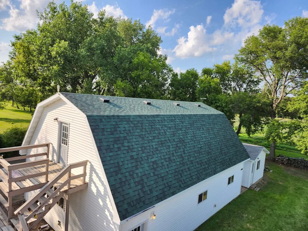 Bison Roofing Install July 2024 - Owens Corning TruDefinition Duration Class 3 UL2218 - Chateau Green - Penn, ND